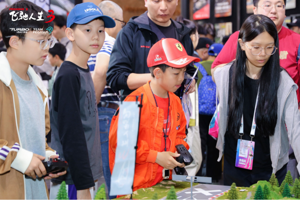《飞驰人生3》真车领衔 | TURBO RACING圆满收官第24届中国国际模型博览会